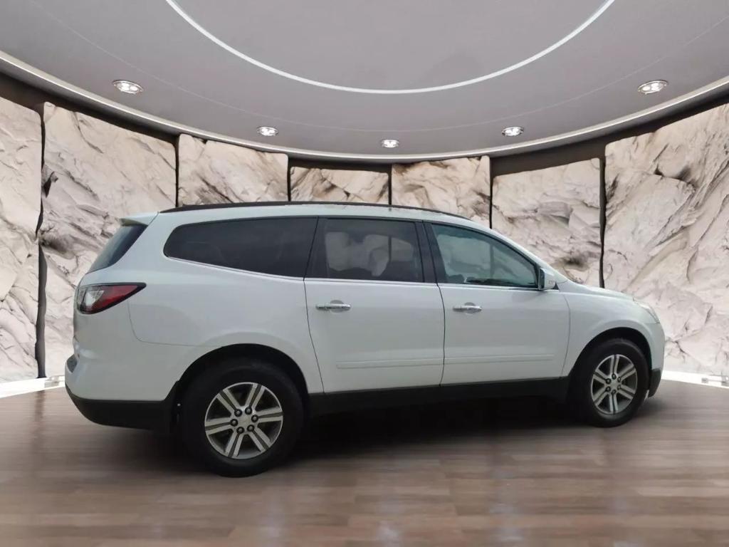 used 2017 Chevrolet Traverse car, priced at $12,495