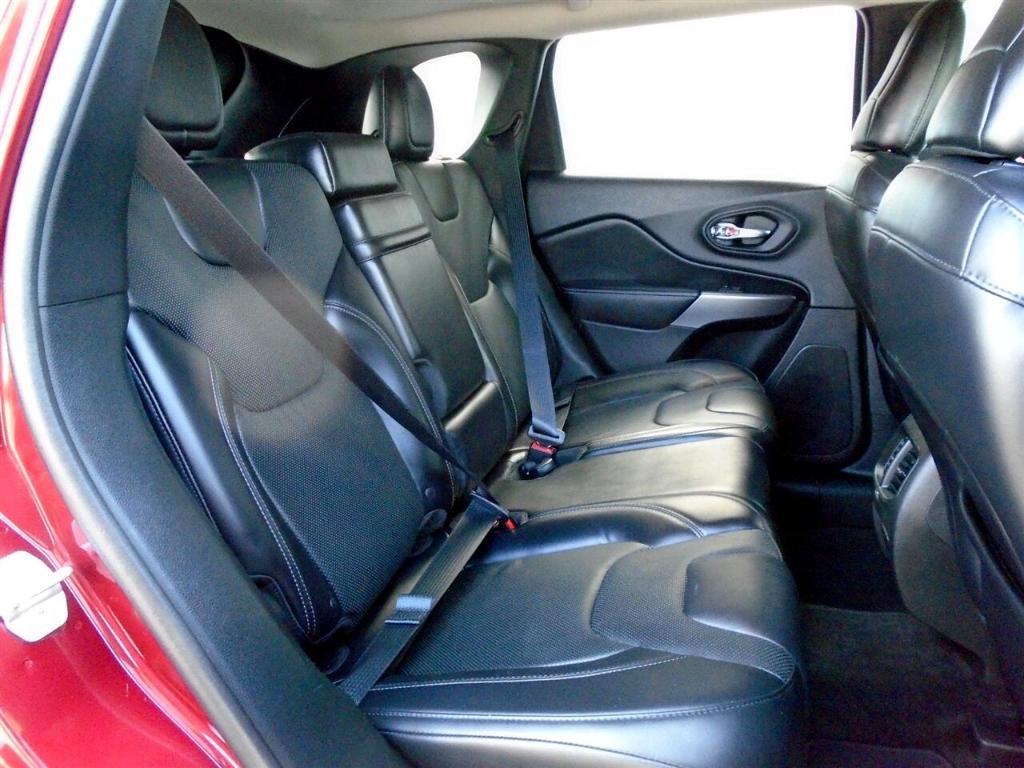 used 2019 Jeep Cherokee car, priced at $16,995