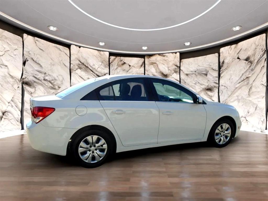 used 2015 Chevrolet Cruze car, priced at $9,995