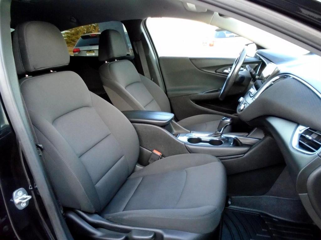 used 2018 Chevrolet Malibu car, priced at $12,995