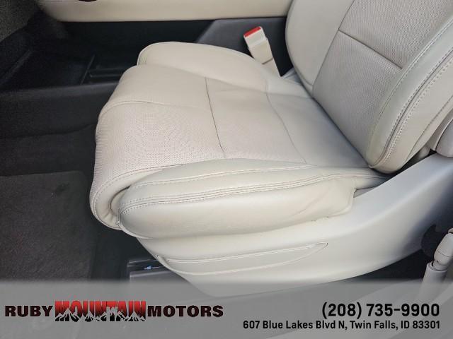 used 2019 Lincoln Navigator L car, priced at $29,999