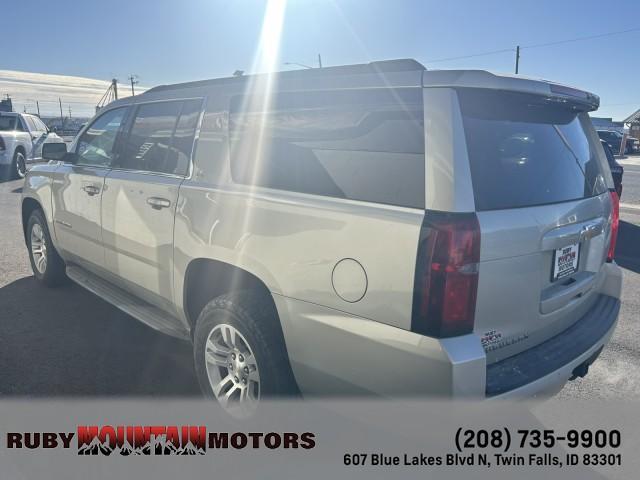 used 2016 Chevrolet Suburban car, priced at $30,900