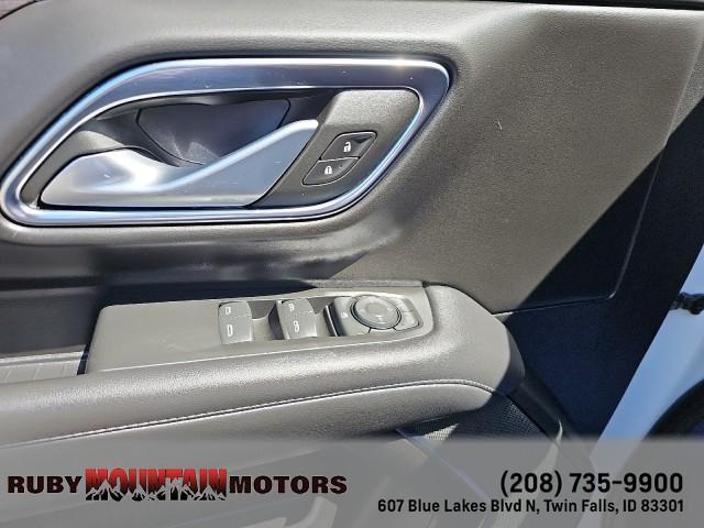 used 2022 GMC Yukon XL car, priced at $39,499