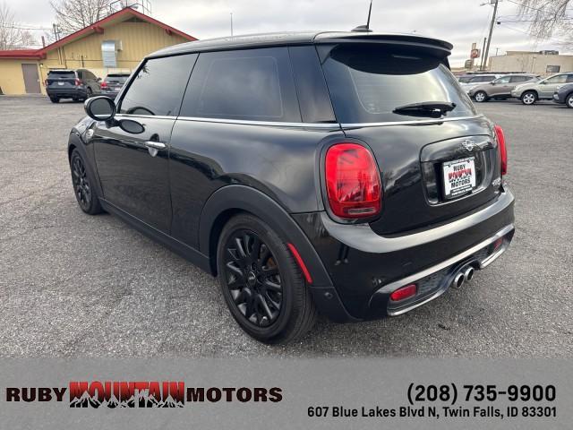 used 2021 MINI Hardtop car, priced at $22,699