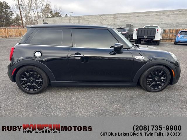 used 2021 MINI Hardtop car, priced at $22,699