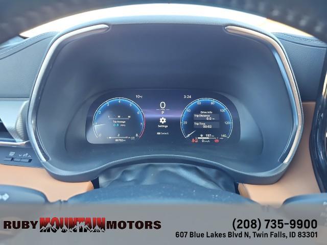 used 2023 Toyota Highlander car, priced at $35,999