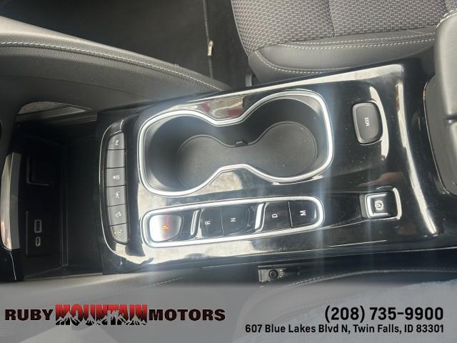used 2023 Buick Envision car, priced at $25,499