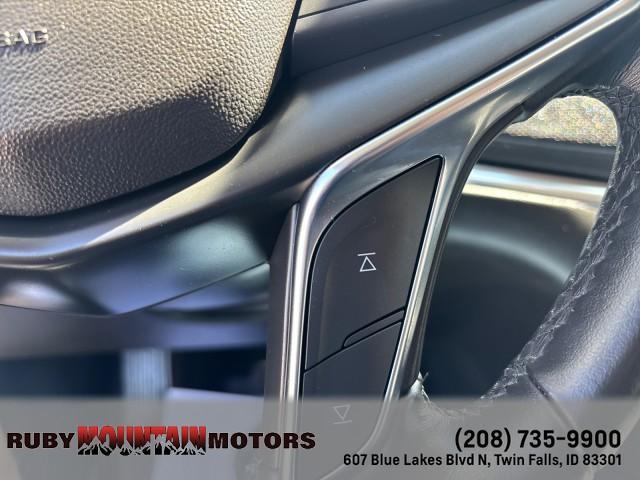used 2019 Cadillac XT5 car, priced at $25,999