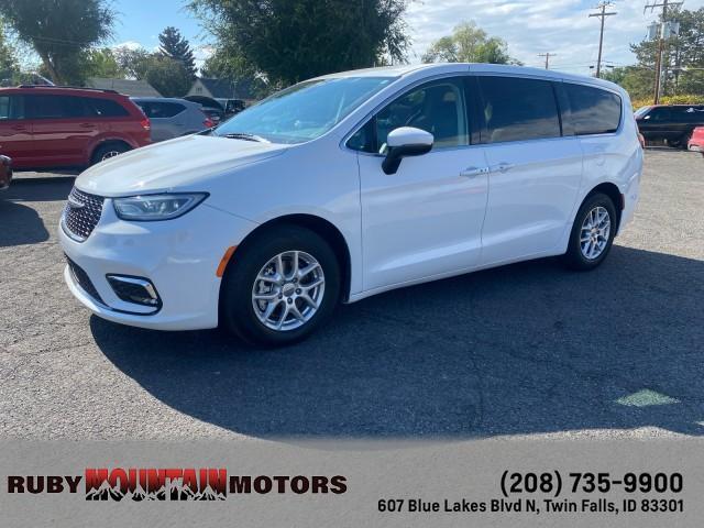 used 2023 Chrysler Pacifica car, priced at $28,799