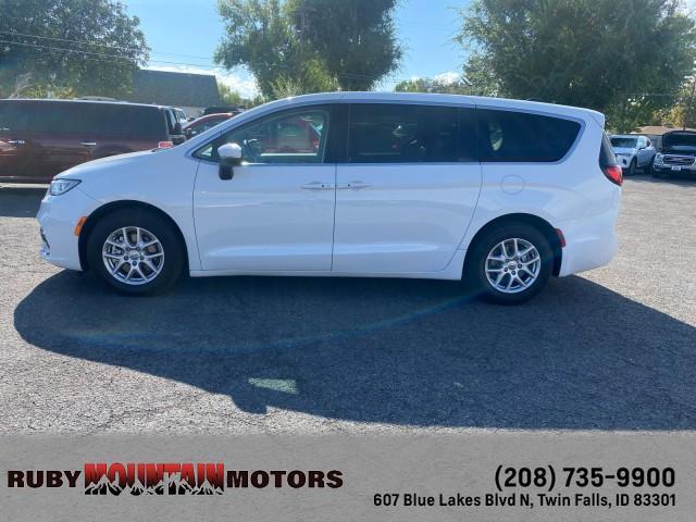 used 2023 Chrysler Pacifica car, priced at $28,799