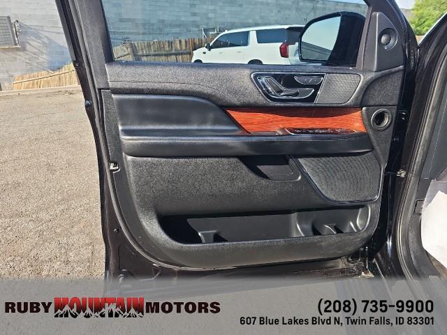 used 2021 Lincoln Navigator car, priced at $43,999