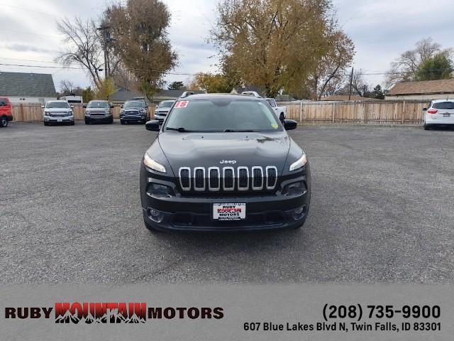 used 2018 Jeep Cherokee car