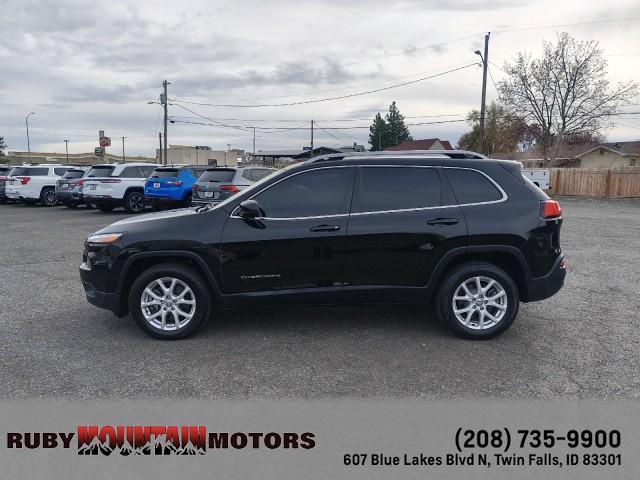 used 2018 Jeep Cherokee car