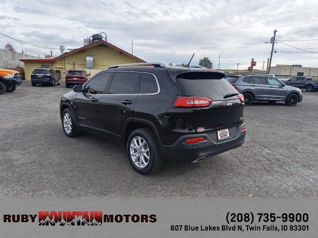 used 2018 Jeep Cherokee car