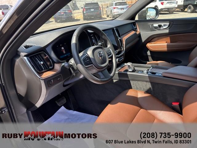 used 2022 Volvo XC60 car, priced at $33,899