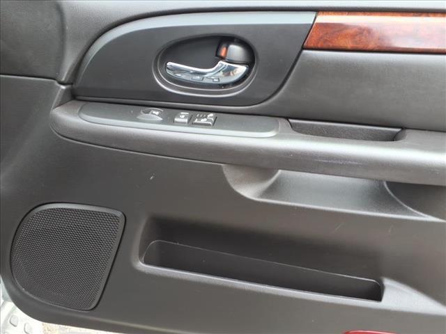 used 2008 GMC Envoy car, priced at $8,995