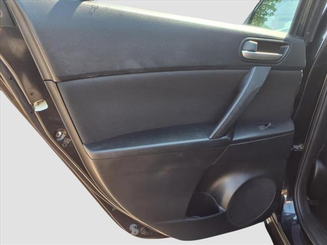 used 2013 Mazda Mazda3 car