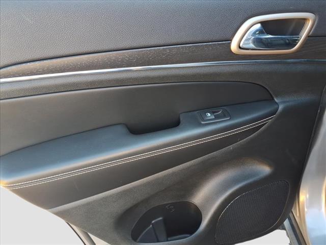 used 2015 Jeep Grand Cherokee car, priced at $17,995