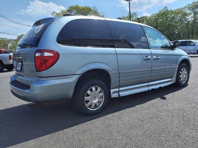 used 2006 Chrysler Town & Country car, priced at $8,995