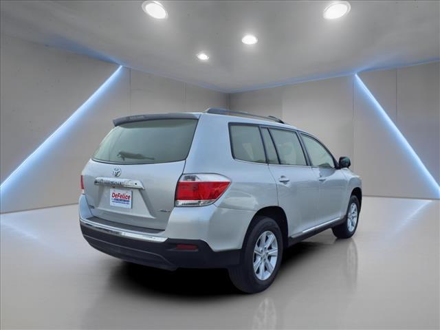 used 2013 Toyota Highlander car, priced at $16,995