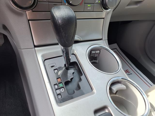 used 2013 Toyota Highlander car, priced at $16,995