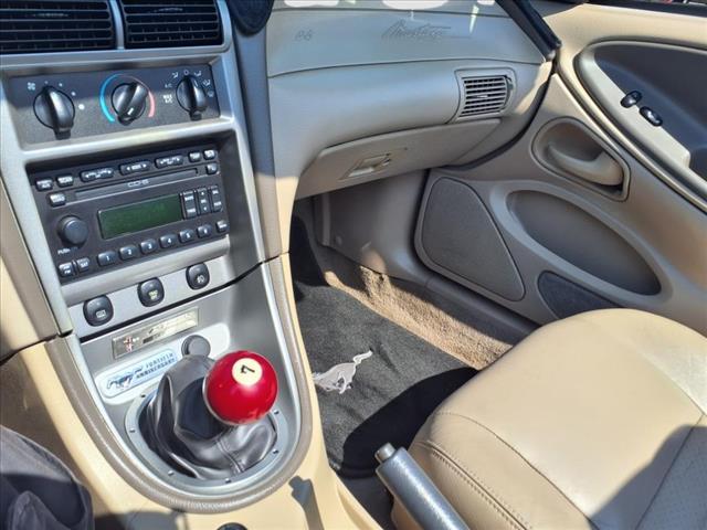 used 2004 Ford Mustang car