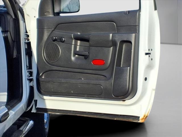 used 2005 Dodge Ram 1500 car, priced at $7,995