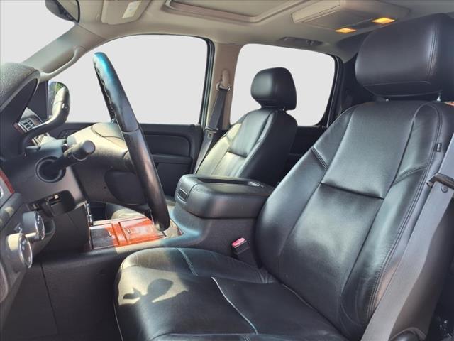 used 2011 Chevrolet Avalanche car, priced at $24,995