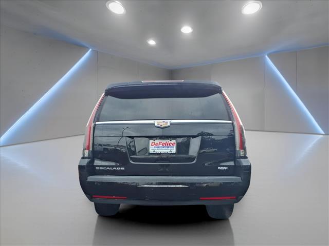used 2020 Cadillac Escalade car, priced at $52,995