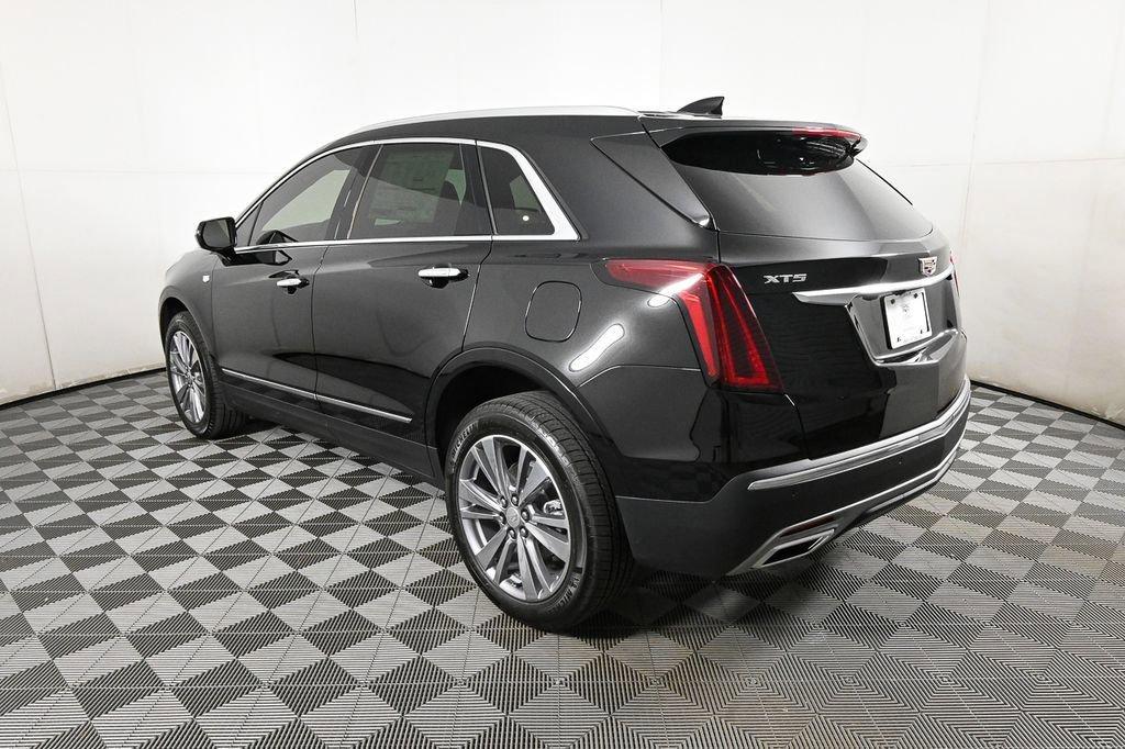 new 2025 Cadillac XT5 car, priced at $53,964