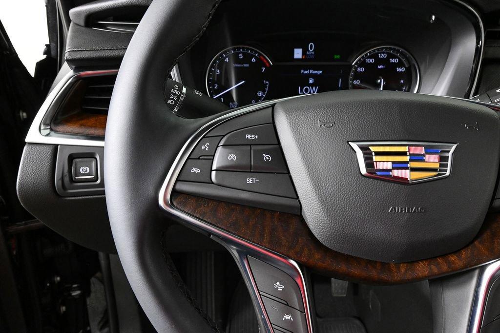 new 2025 Cadillac XT5 car, priced at $53,964