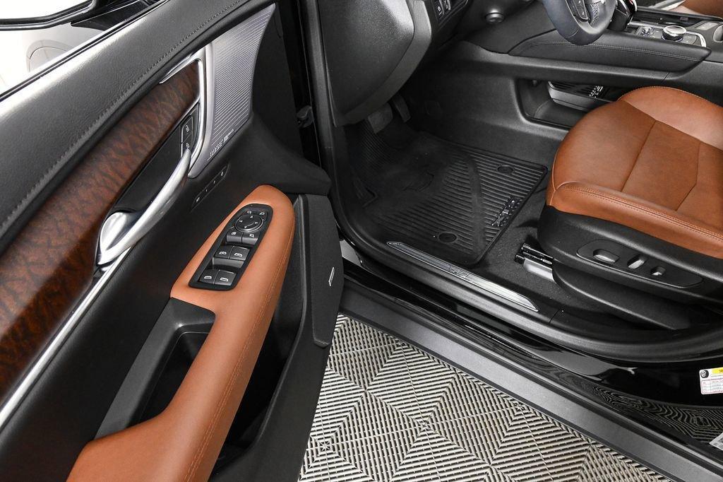 new 2025 Cadillac XT5 car, priced at $53,964