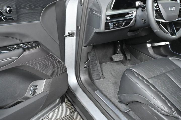 new 2025 Cadillac LYRIQ car, priced at $59,990