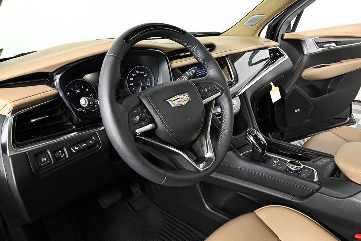 new 2025 Cadillac XT6 car, priced at $71,360
