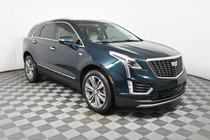new 2025 Cadillac XT5 car, priced at $56,489