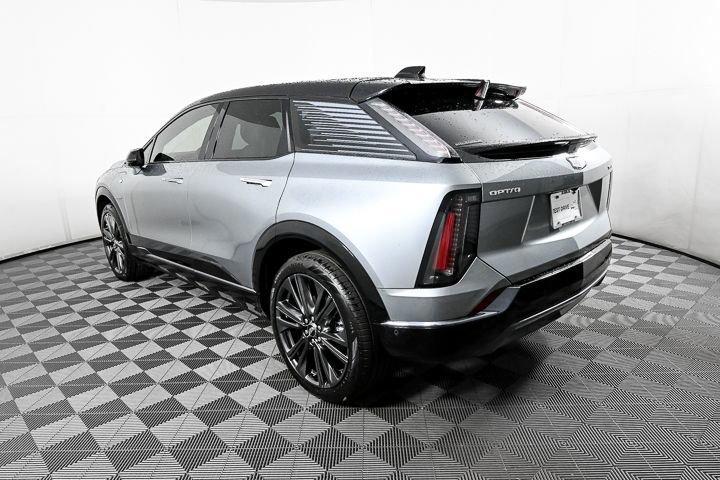 new 2025 Cadillac OPTIQ car, priced at $59,015