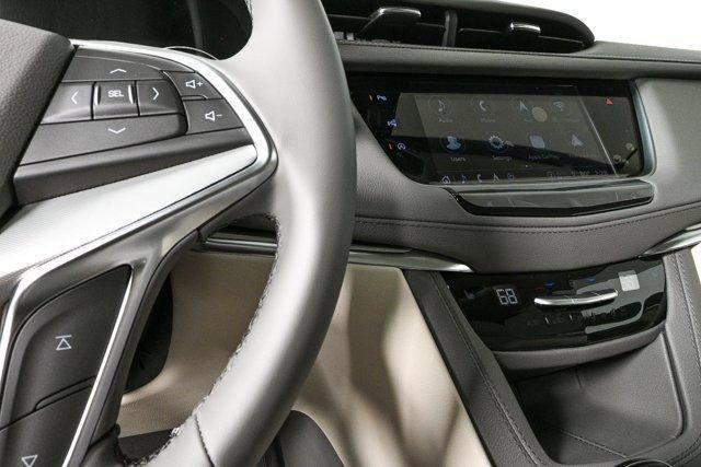 new 2025 Cadillac XT5 car, priced at $54,665