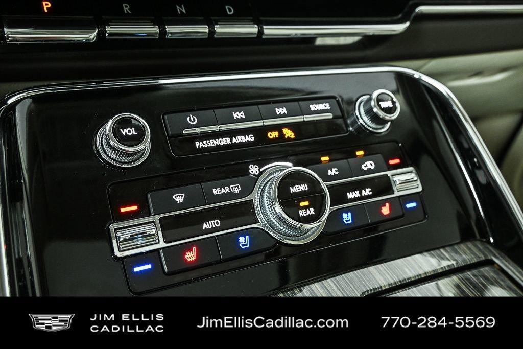 used 2019 Lincoln Navigator L car, priced at $40,500