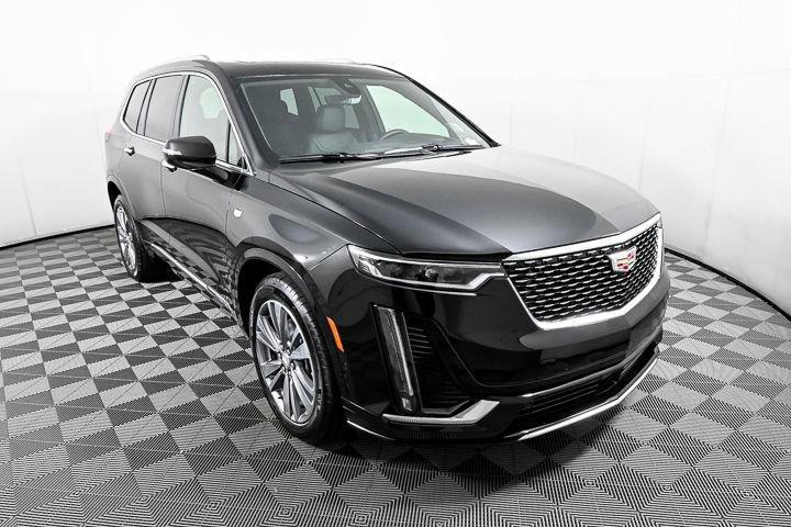 new 2025 Cadillac XT6 car, priced at $61,315