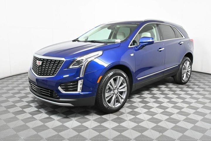 new 2025 Cadillac XT5 car, priced at $53,690