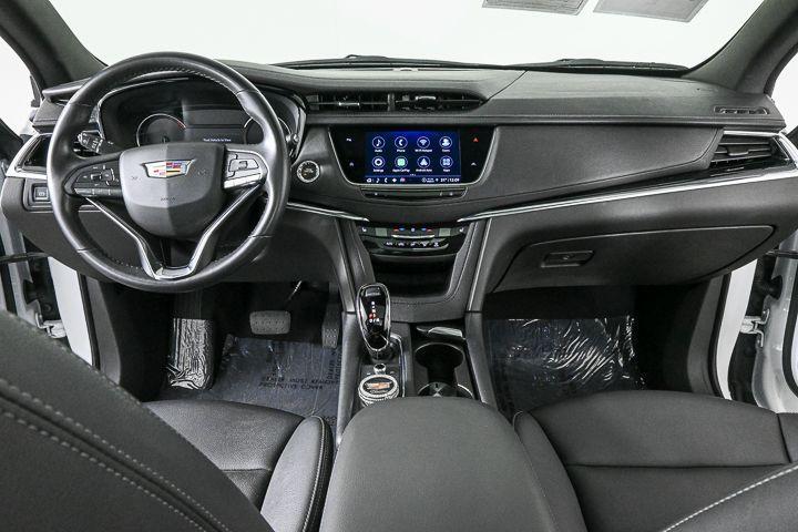 used 2023 Cadillac XT6 car, priced at $36,000