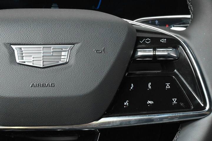 new 2025 Cadillac LYRIQ car, priced at $61,215