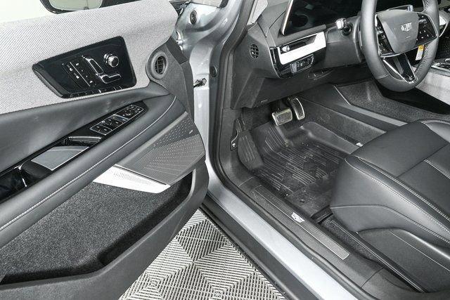 new 2025 Cadillac OPTIQ car, priced at $59,263