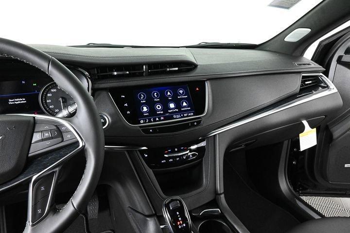 new 2025 Cadillac XT5 car, priced at $56,585