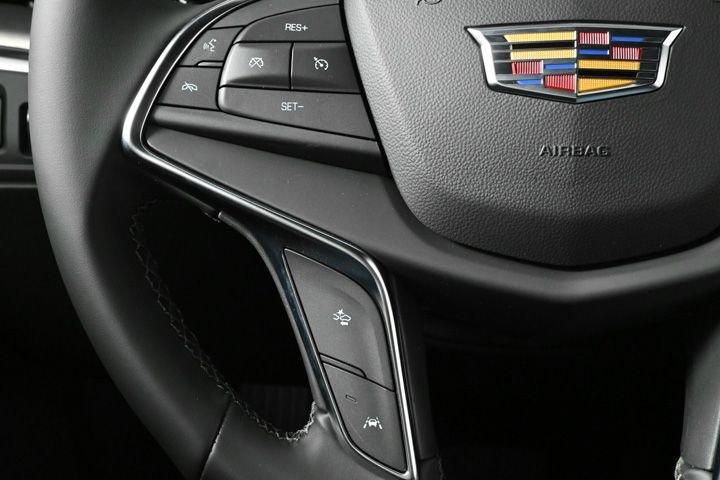 new 2025 Cadillac XT5 car, priced at $45,640