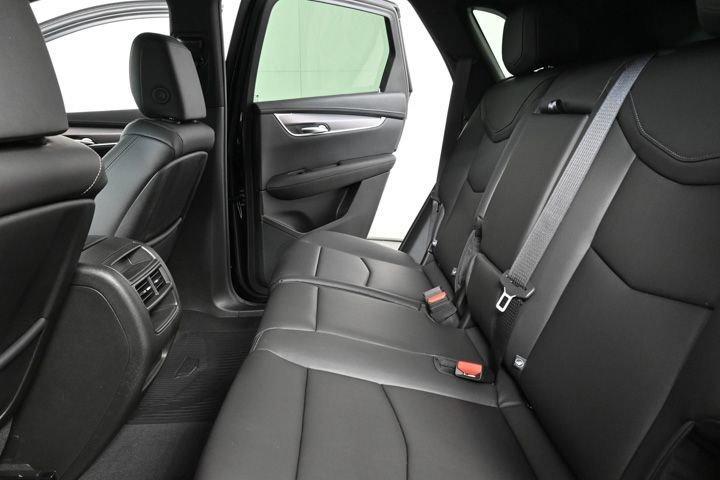new 2025 Cadillac XT5 car, priced at $45,640