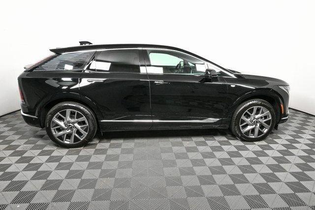 new 2025 Cadillac OPTIQ car, priced at $51,190