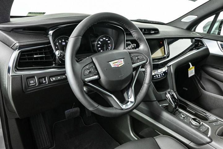 new 2025 Cadillac XT6 car, priced at $60,690