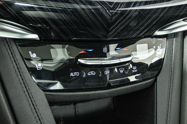 new 2025 Cadillac XT6 car, priced at $60,690