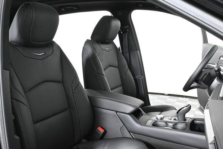 new 2025 Cadillac XT4 car, priced at $44,015